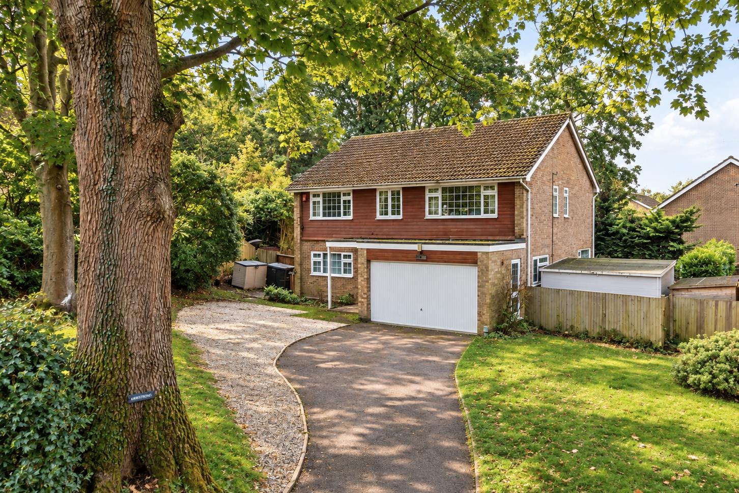 Golf Drive, Camberley